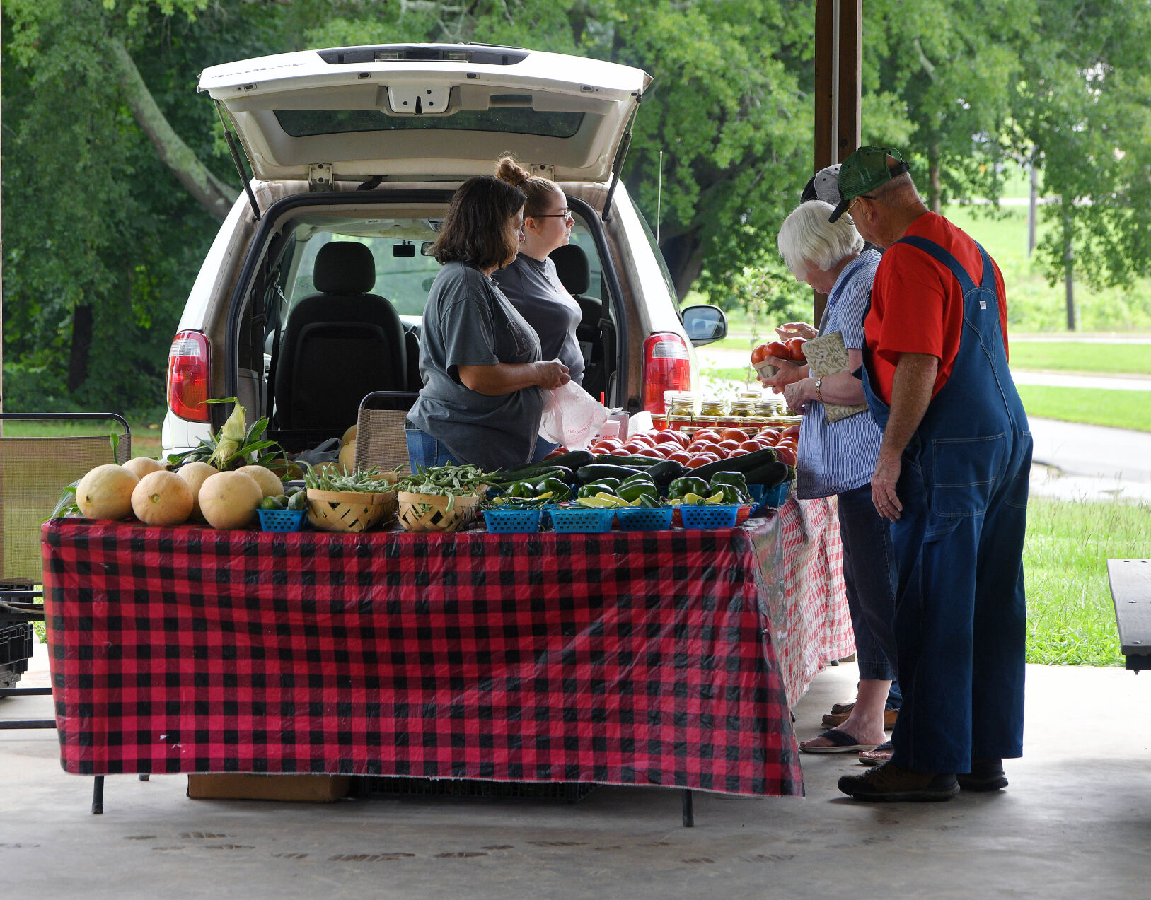 Cleburne County Farmers Market BW 016.JPG